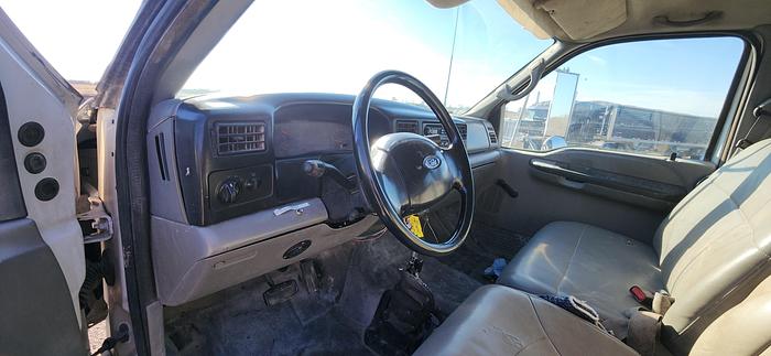 Used 2004 Ford 650 XL 4x2 Crew Cab Flatbed with 18' Bed