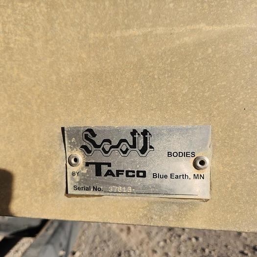 Used 2017 Ford F450 4x4 16' Scott Aluminum Tilt Flatbed with Knapheide Hoist Gas Engine