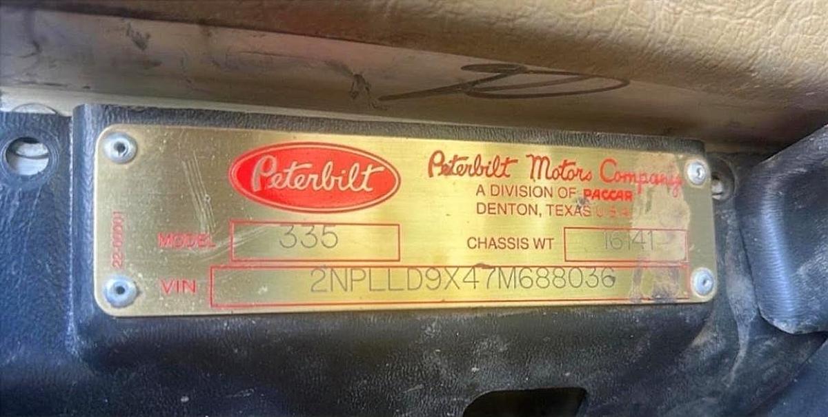 Used 2007 Peterbilt335 Utility Truck Altec AM900-E100 105' Insulated Articulated Telescoping