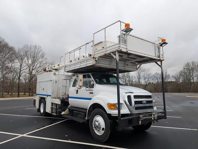 Used 2011 Ford F650XL 4x2 60' Versalift Forestry Bucket Truck