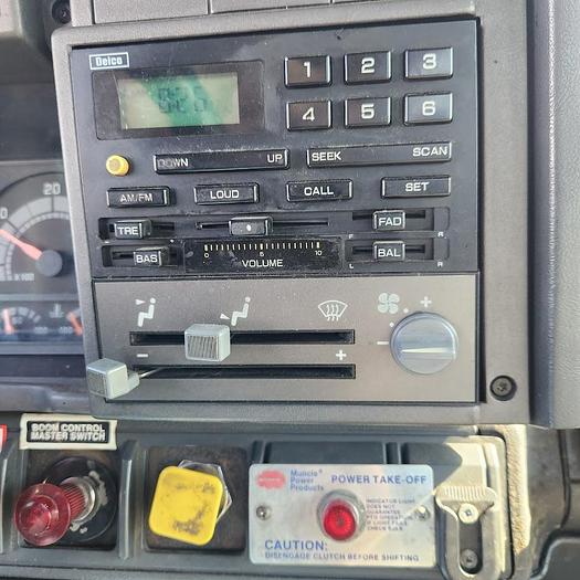 Used 1997 GMC 7500 Utility Truck with Elliott ECL-3-55 59' Telescopic Platform Hydraulic Crane