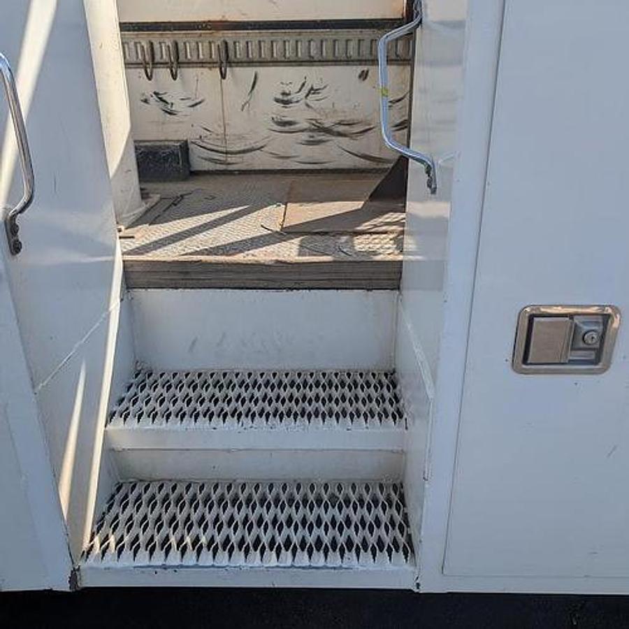 Used 2017 Dodge Ram 5500 4x4 Versalift SST40 45’ Insulated/Articulating/Telescoping