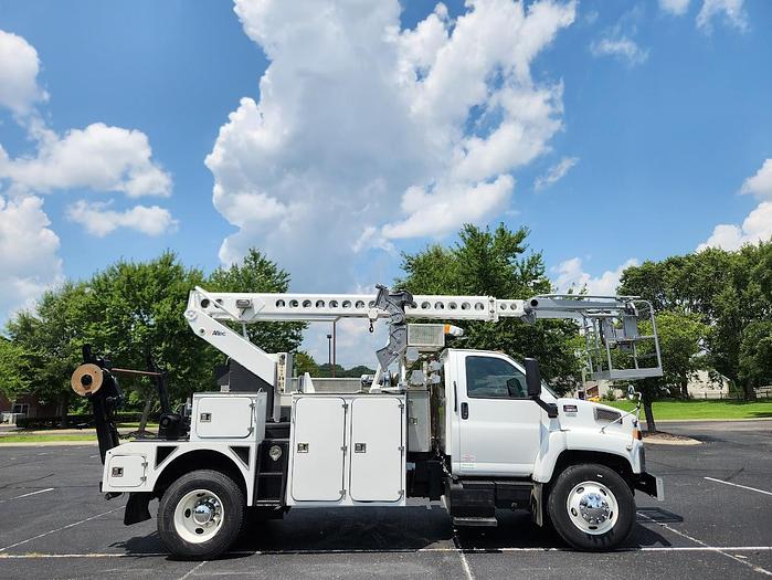 Used 2009 GMC C8500 4x2 Altec AT40C 40' Telescoping Non-Insulated Single Man Basket Cable Placing Bucket Truck With Reel Bar and Winder