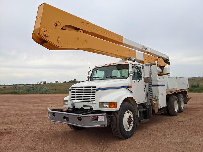 Used 2000 International 4900 Tandem Axle Flatbed Altec A65 70' Articulated Bucket truck