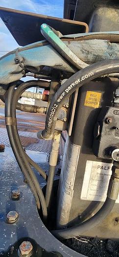 Used 2006 GMC 6500 20' Flatbed 36' Cleasby Roofing Conveyor Truck