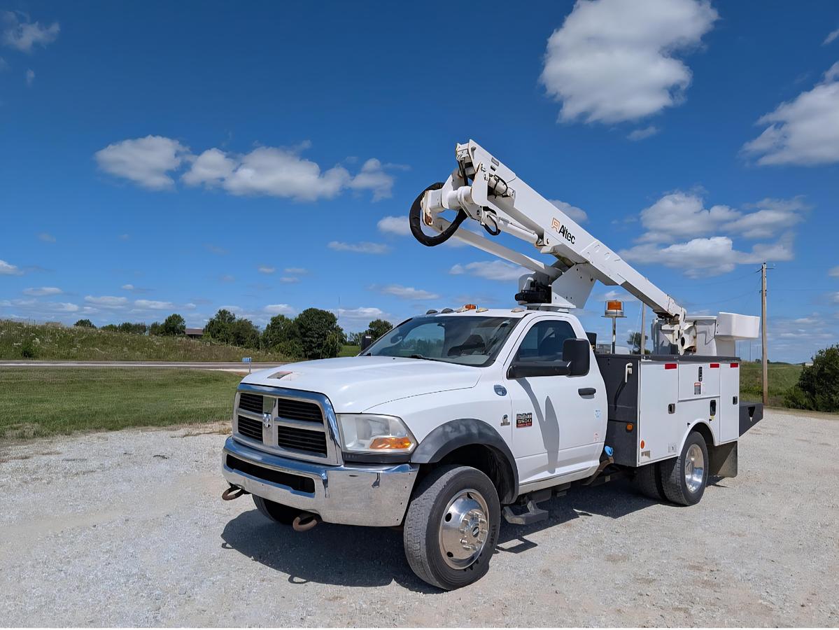 Used 2011 Dodge Ram 5500 Altec AT237 42' Articulated/Telescoping Non-insulated Bucket