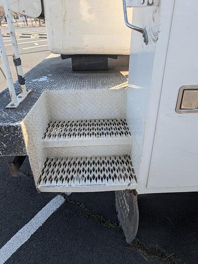 Used 2017 Dodge Ram 5500 4x4 Versalift SST40 45’ Articulating/Telescopic Insulated Bucket Truck