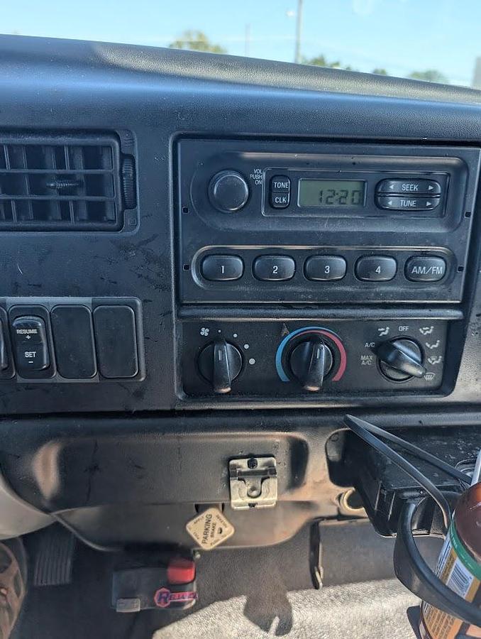 Used 2008 Ford F750 16' Flatbed