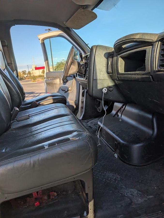 Used 2008 GMC 15' 6" Flatbed with Lift Gate