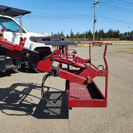 Used 1997 GMC 7500 Utility Truck with Elliott ECL-3-55 59' Telescopic Platform Hydraulic Crane