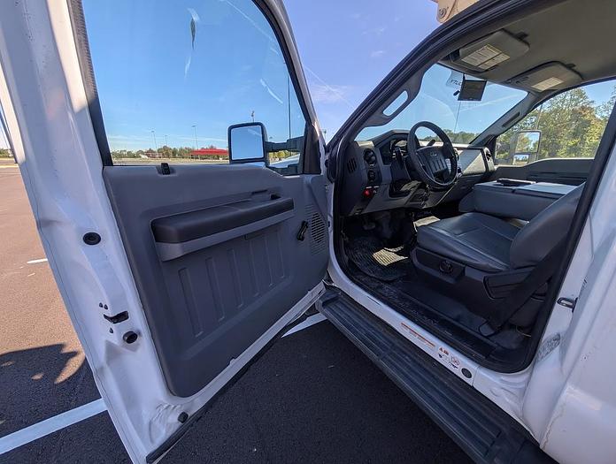 Used 2014 Ford F550 4x4 Versalift SST40EIH-01 Articulated Telescoping 45' Bucket Truck