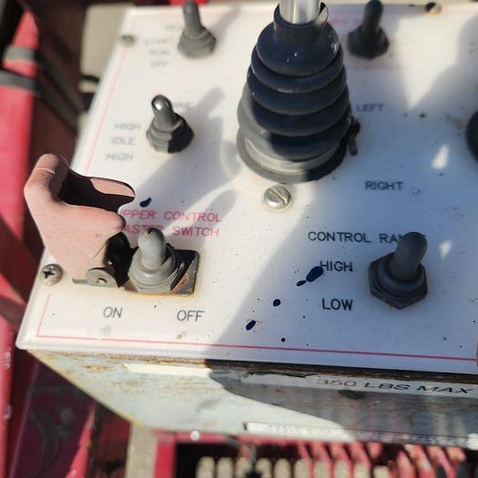 Used 1997 GMC 7500 Utility Truck with Elliott ECL-3-55 59' Telescopic Platform Hydraulic Crane