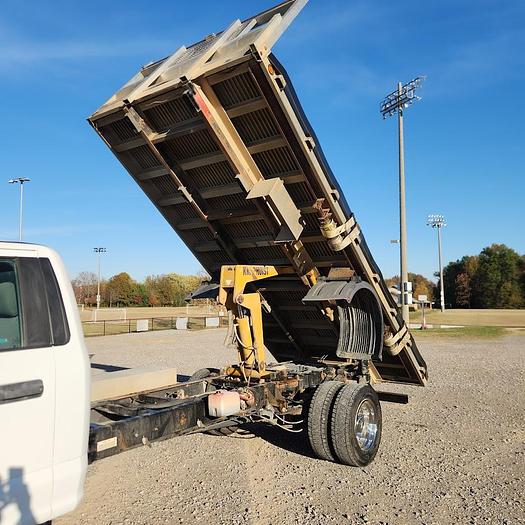 Used 2017 Ford F450 XLT 4x4 16' Scott Aluminum Tilt Flatbed with Knapheide Hoist Gas Engine