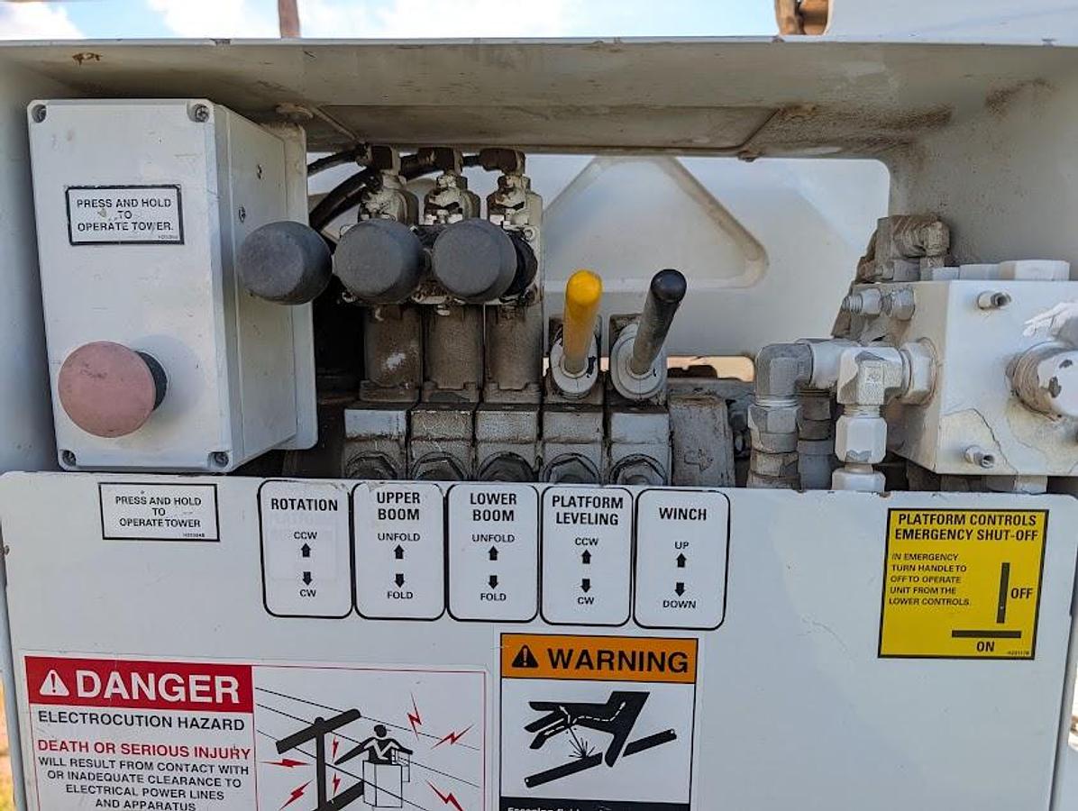 Used 2018 Freightliner M2