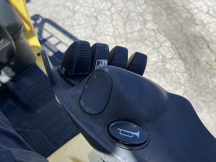 Used 12,000 POUND HYSTER MODEL S120FT ROLL CLAMP FORKLIFT WITH 60" CASCADE CLAMP