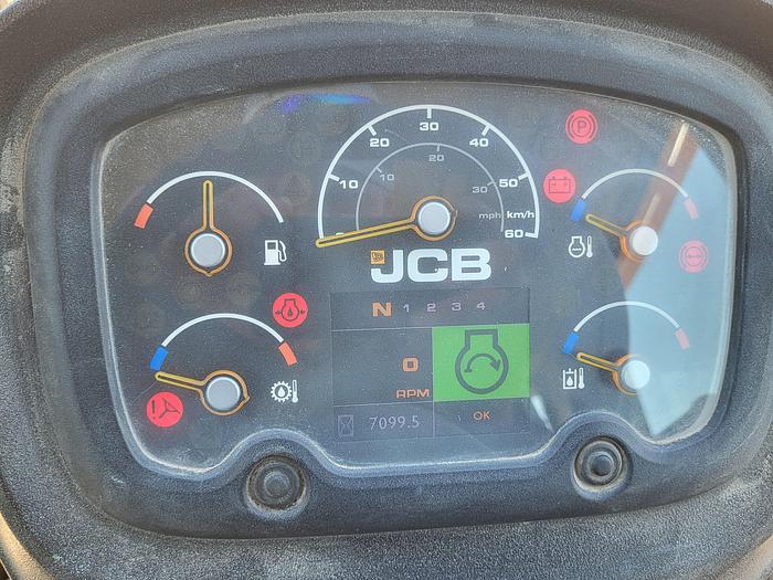 Used 2013 JCB 427 ZX