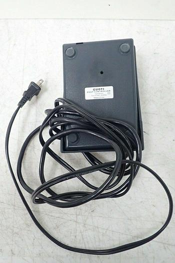 Used PFAFF Type 610A Select 4.0 Sewing Machine with Cover & Foot Pedal / Controller