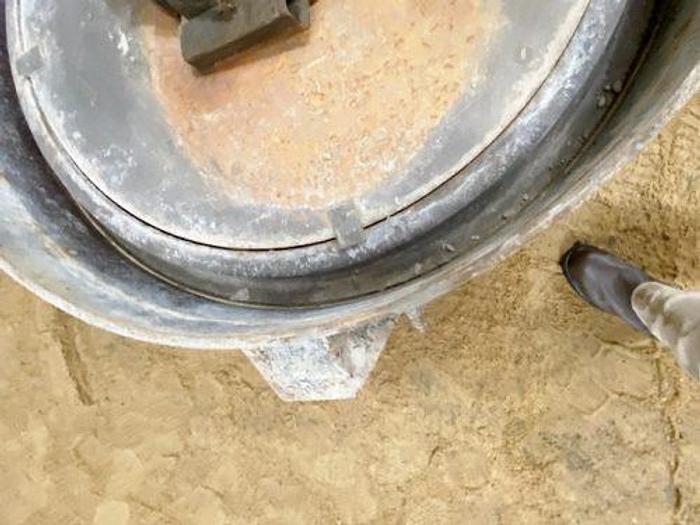 Used Besser/Quinn 48″ Eccentric Precast Cone Forms (2)