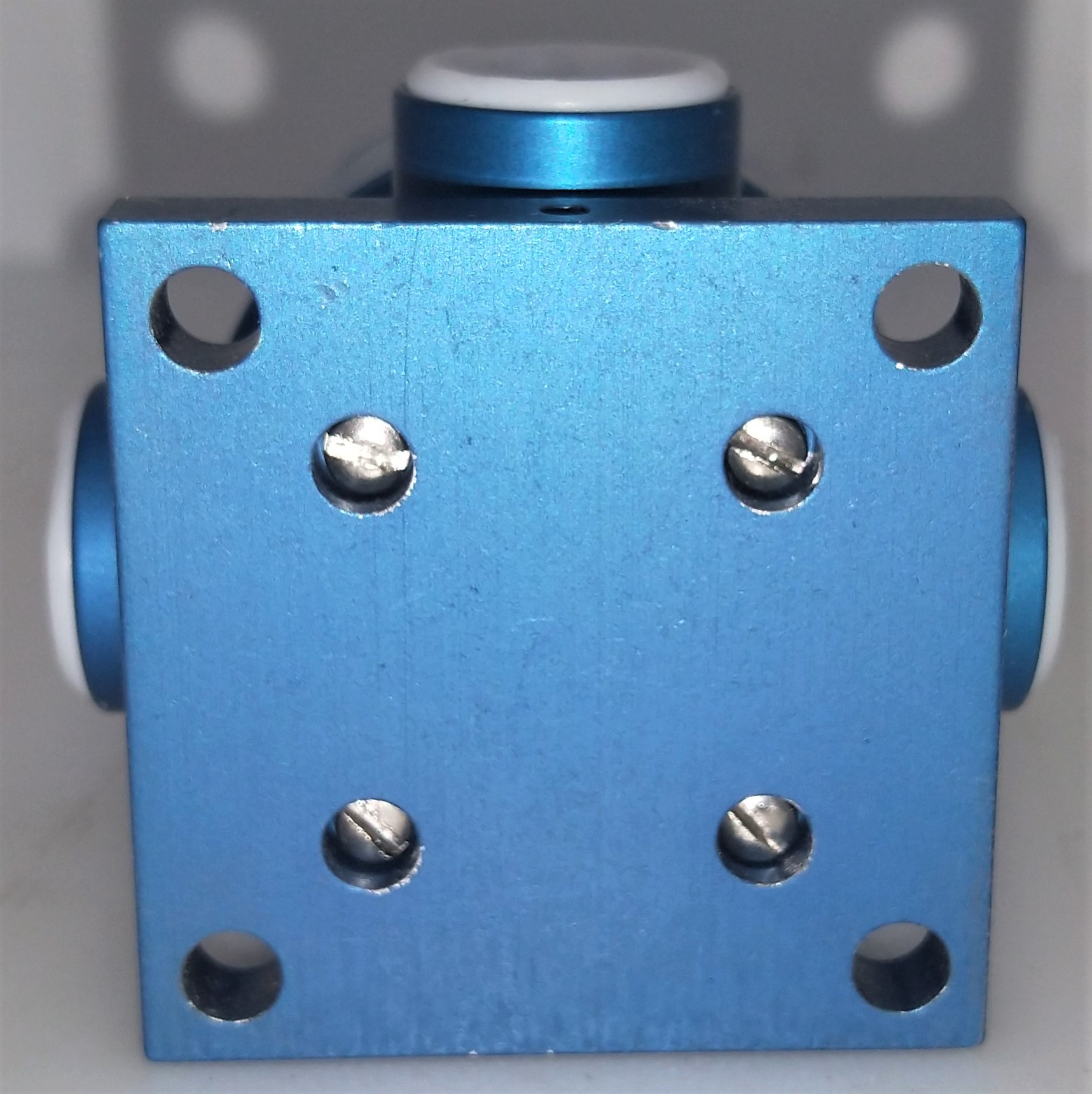 New Open Box Parker PV-2-1344-E Miniature Pneumatic Diaphragm Valve