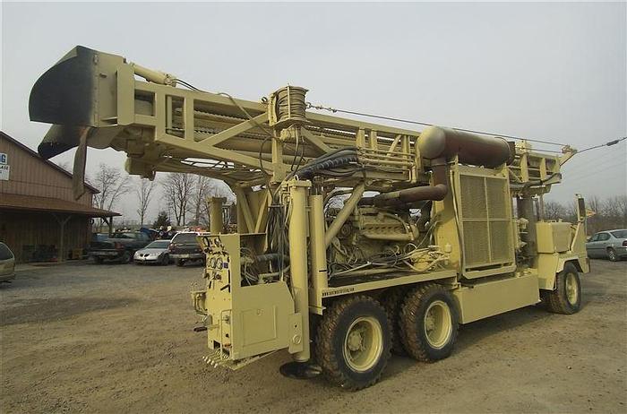 Used 1982 Ingersoll-Rand T4W DH Drill Rig