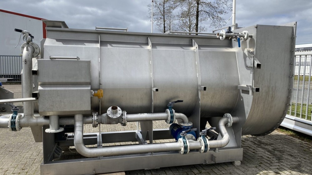 Used Kiremko screw type blancher