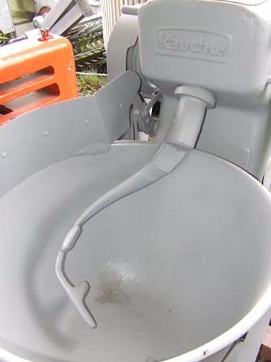 Used Тестомесильная машина RAUCHLE с вращающейся дежой и ручным миксером