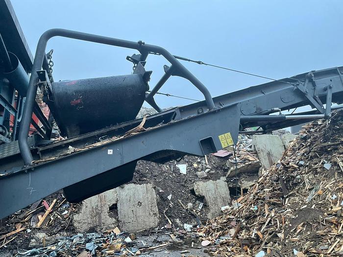 Gebraucht Metso Lindemann CR 220