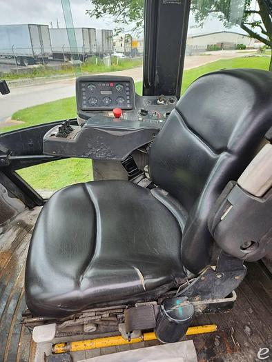 Used 2002 Diesel Hyster H250HD Pneumatic Tire 4 Wheel Sit Down