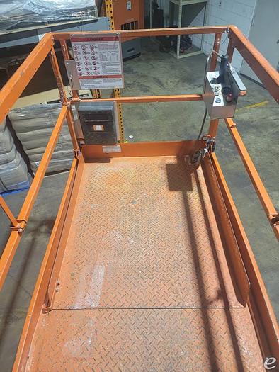 Used 2010 Electric Skyjack SJIII 4632 Slab