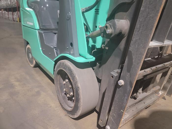 Used 2010 LP Gas Mitsubishi FGC18N Pneumatic Tire 4 Wheel Sit Down
