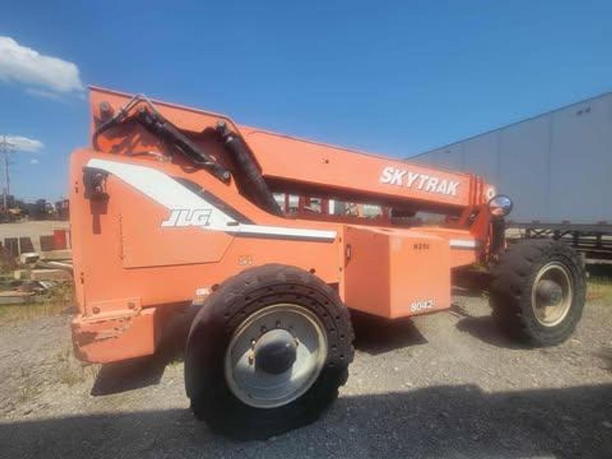 Used 2010 Diesel Skytrak 8042