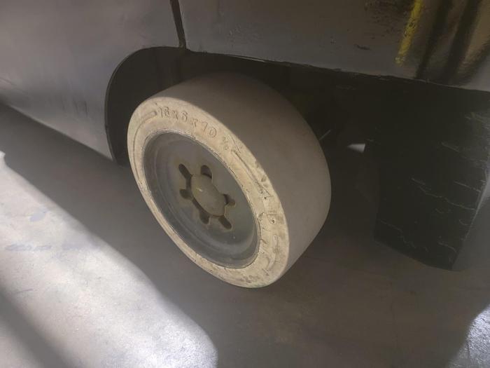 Used 2014 LP Gas Hyster S60FT Cushion Tire 4 Wheel Sit Down (Indoor Warehouse)