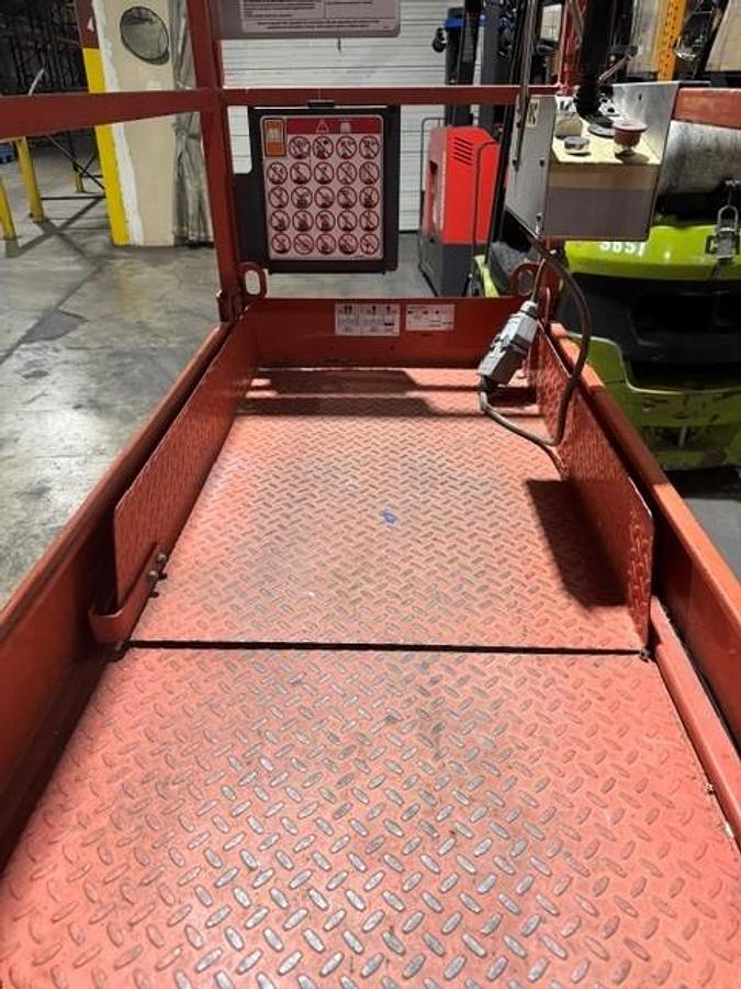 Used 2018 Skyjack SJIII 3219