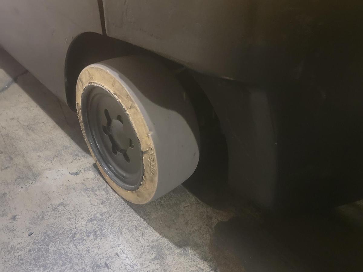 Used 2014 LP Gas Hyster S60FT Cushion Tire 4 Wheel Sit Down (Indoor Warehouse)