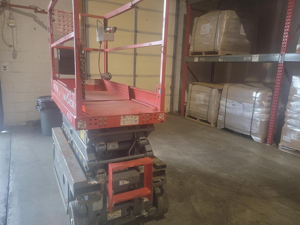 Used 2012 Skyjack SJIII3219