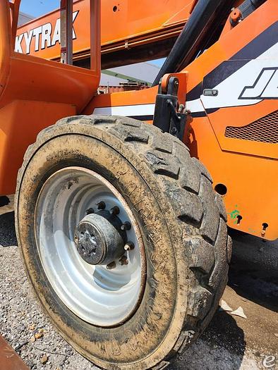 Used 2013 Diesel Skytrak 10042