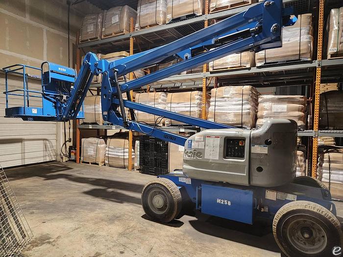 Used 2011 Electric Genie Z-45/25J Articulated Boom