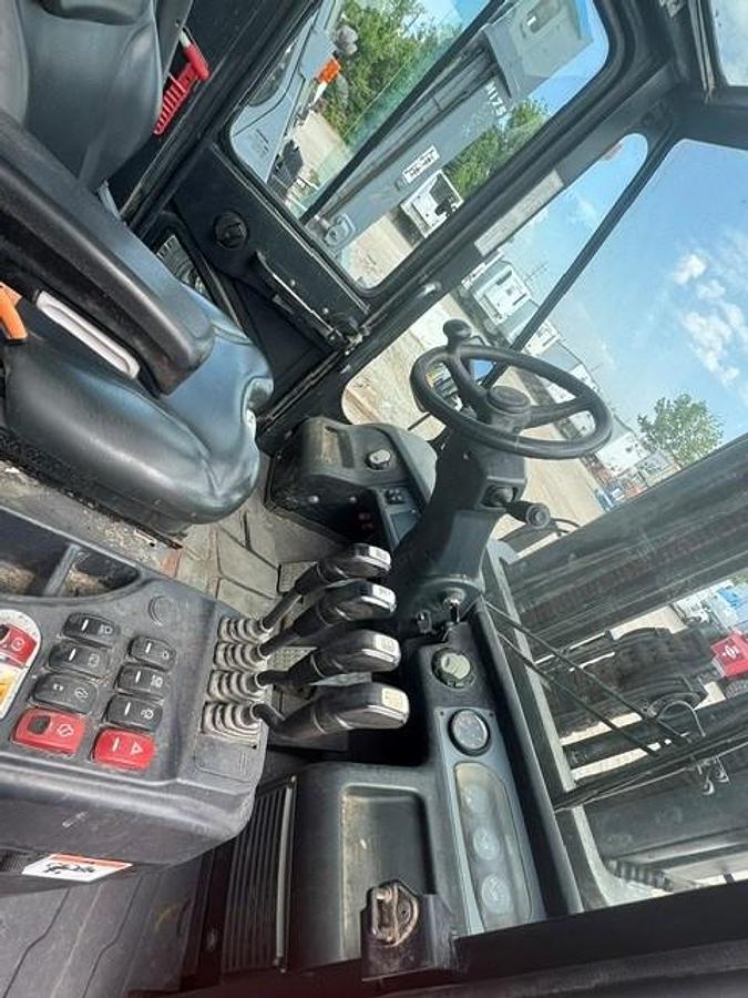 Used 2021 Doosan D70S-7