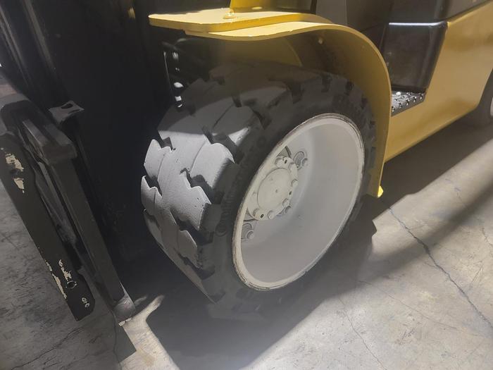 Used 2008 LP Gas Yale GLC060VXNGSQ084 Cushion Tire 4 Wheel Sit Down (Indoor Warehouse)