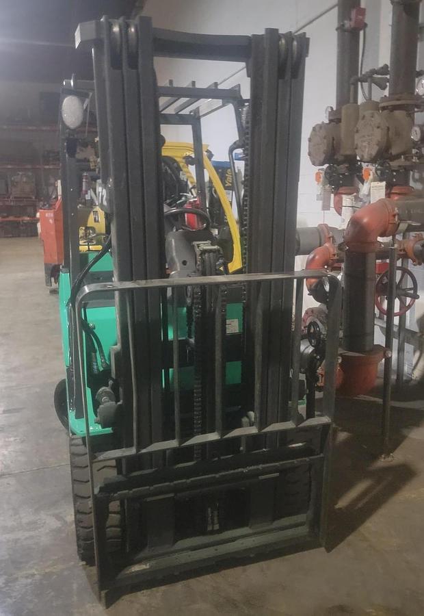 Used 2019 Mitsubishi FCG25N