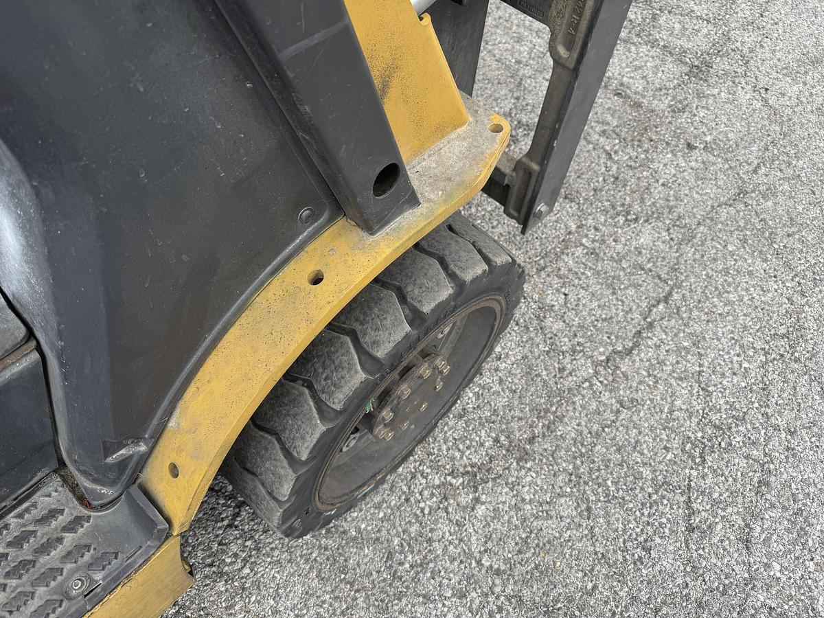Used 2019 Cat CT2C6000