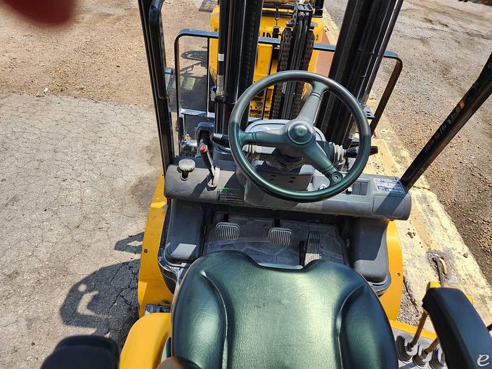 Used 2017 LP Gas 30L-7A Pneumatic Tire 4 Wheel Sit Down