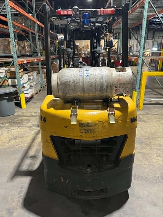 Used Cat 2C6000