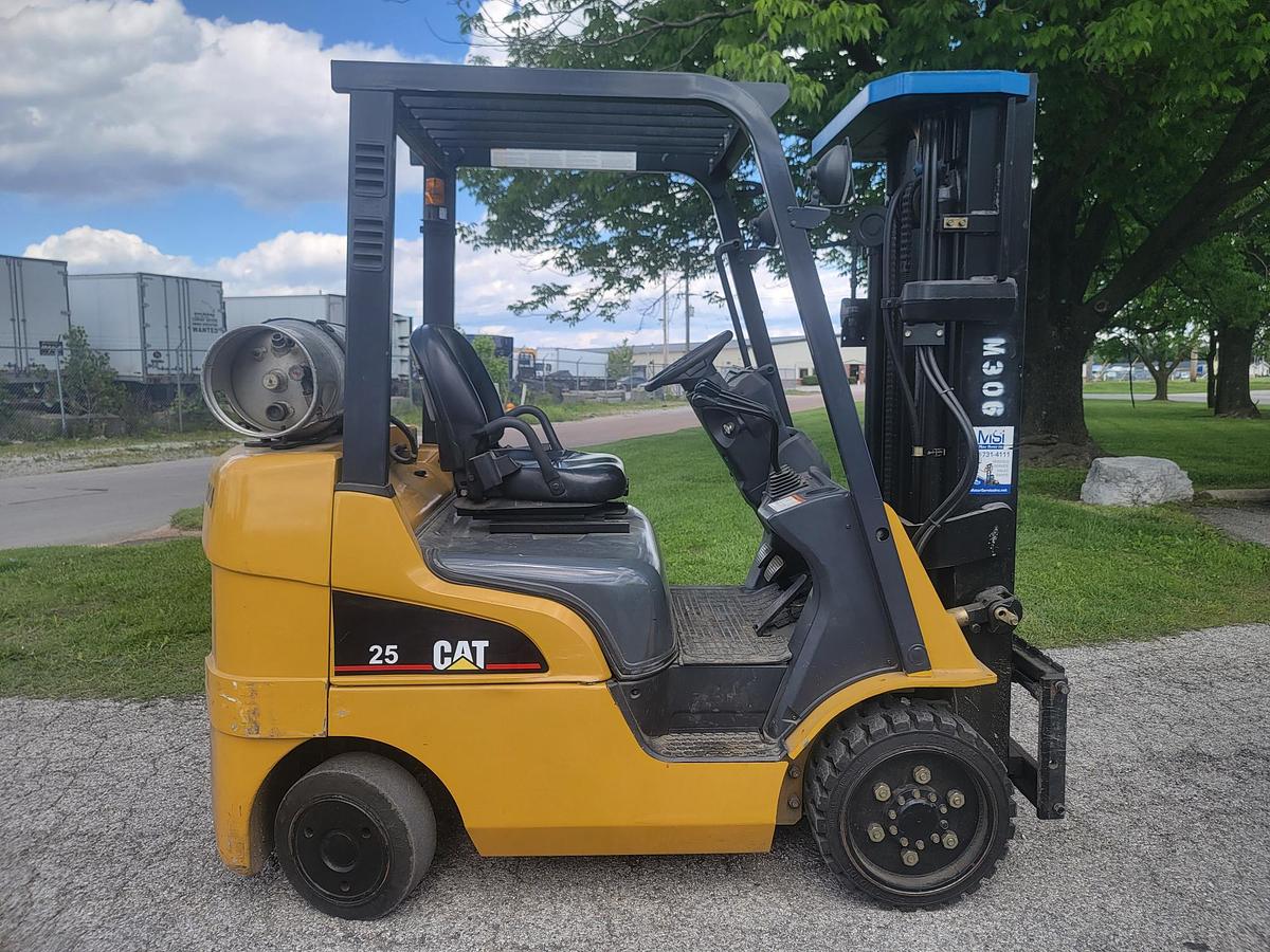 Used 2016 LP Gas Cat C5000 Cushion Tire 4 Wheel Sit Down (Indoor Warehouse)