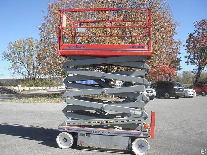 Used 2010 Electric Skyjack SJIII 4632 Slab