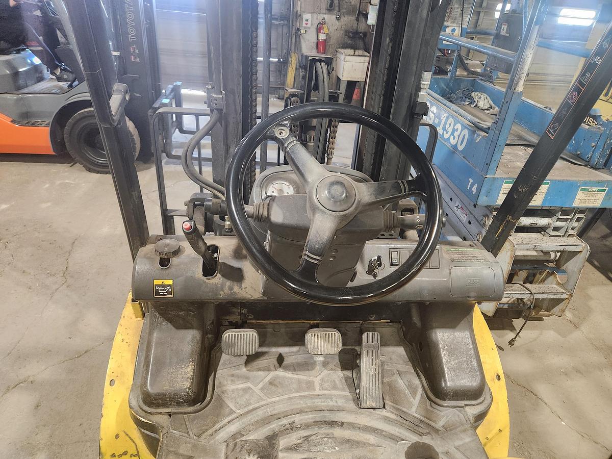 Used 2010 Hyundai 30L-7A