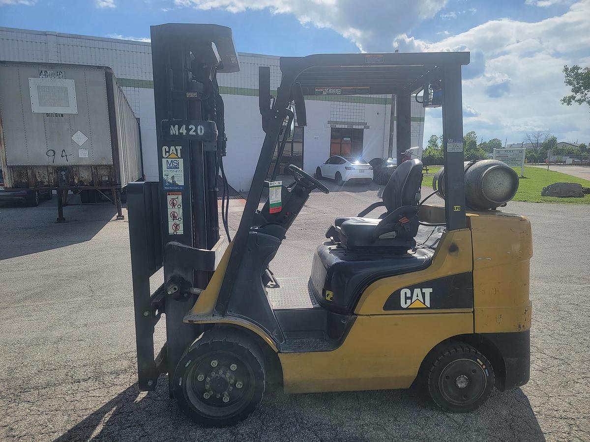 Used Cat 2C6000