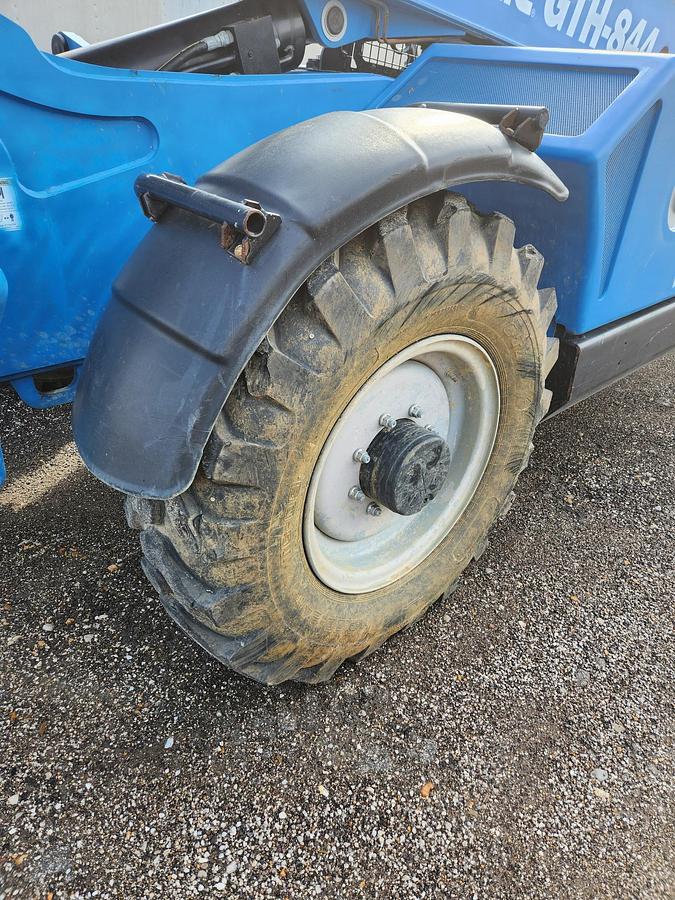 Used 2015 Diesel Genie_GTH844