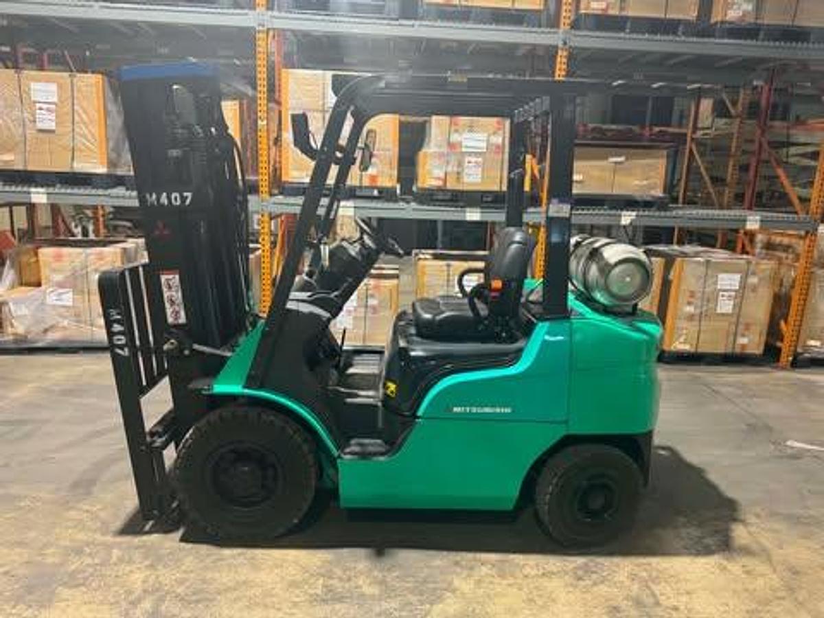 Used 2020 Mitsubishi FG25N