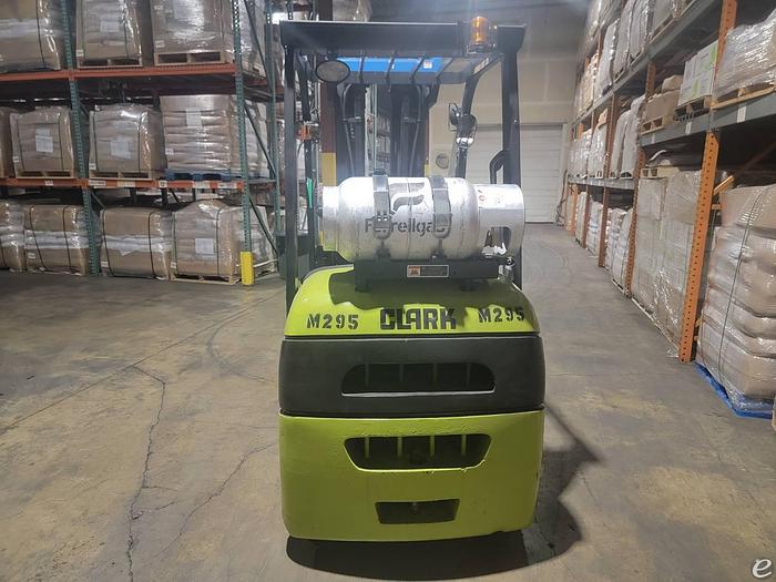 Used 2004 LP Gas Clark C25CL Cushion Tire 4 Wheel Sit Down (Indoor Warehouse)